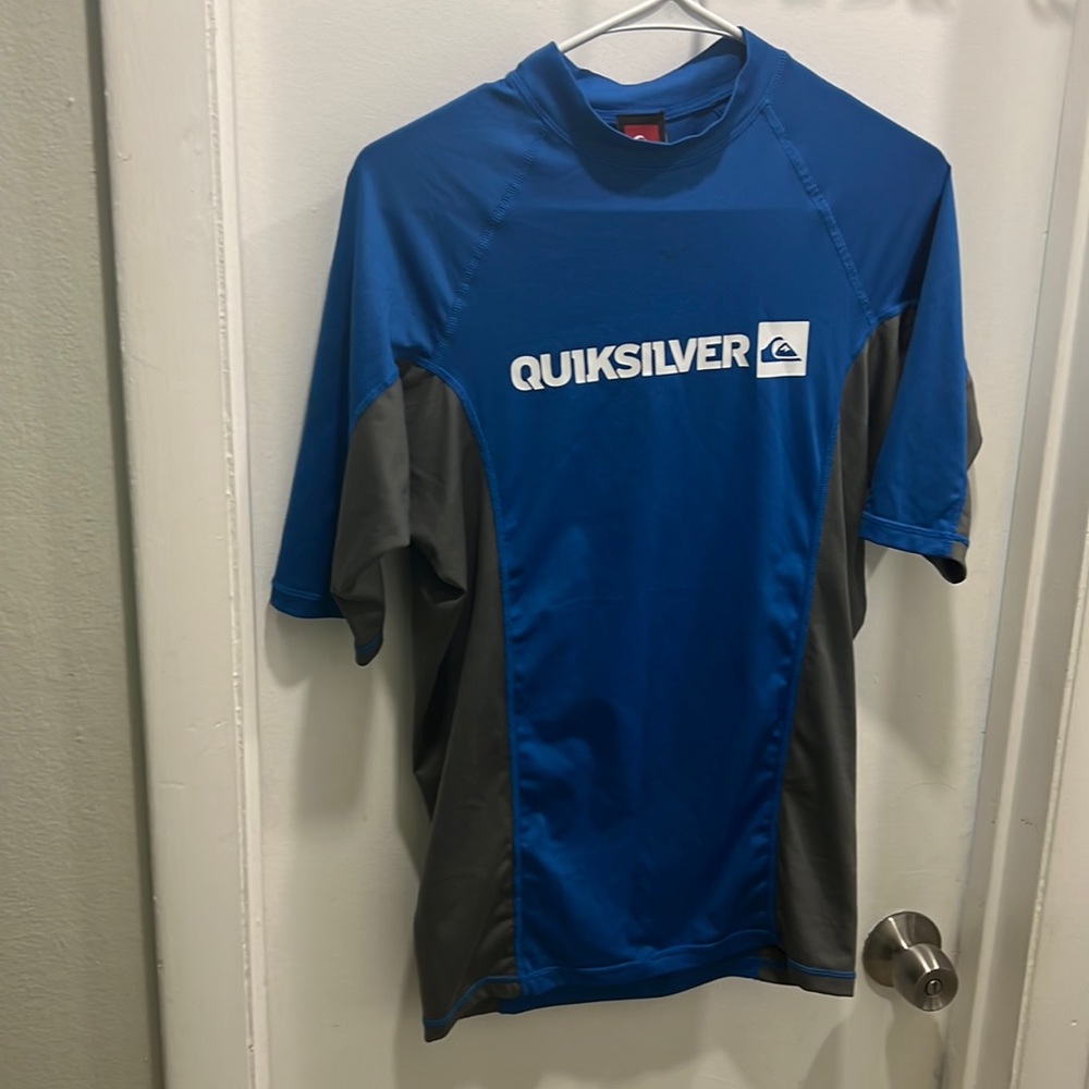 Quicksilver sun protection, surf shirt